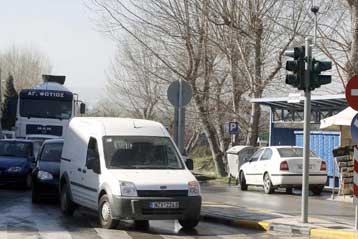 Έξυπνα φανάρια θα τα «βάλουν» με το κυκλοφοριακό της Θεσσαλονίκης
