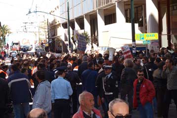 Απορρίφθηκαν τα ασφαλιστικά μέτρα του ΟΛΠ για τις κινητοποιήσεις των λιμενεργατών