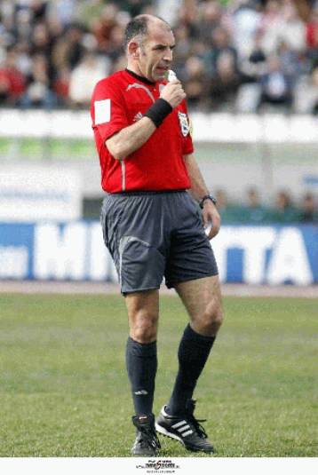 Ανακοίνωση του ΟΦΗ με την οποία εξάρει τη διαιτησία Κασναφέρη και βοηθών του