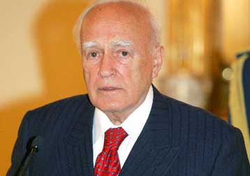 Αμεση εφαρμογή της συμφωνίας της 8ης Ιουλίου ζητεί για το Κυπριακό ο Κ.Παπούλιας