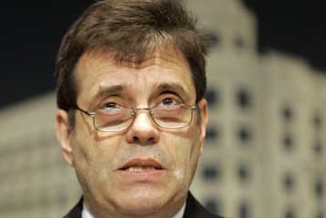 Προσέγγιση με την ΕΕ μόνο με άρση της αναγνώρισης του Κοσόβου, λέει η Σερβία