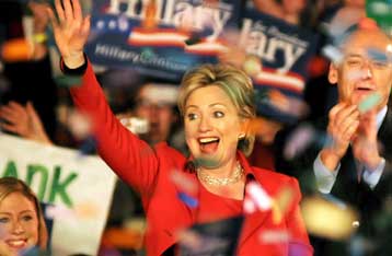 «Φρένο» στον Ομπάμα από την Χ.Κλίντον – «Κλείδωσε» το χρίσμα ο ΜακΚέιν