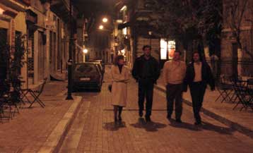 Όπλα και πυρομαχικά εντόπισε η ΥΠΕΕ σε νυχτερινό κέντρο στου Ψυρρή