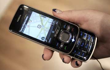 Υπερδιπλασιάστηκε σε ένα χρόνο η χρήση του κινητού Internet στις ΗΠΑ