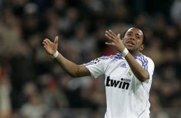 Η Ρόμα πήρε από τη Ρεάλ το στέμμα και πέρασε στην οκτάδα