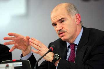 Επιχείρηση αναστροφής του κλίματος στο ΠΑΣΟΚ από τον Γ.Παπανδρέου