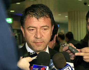 Και τώρα πάμε για το νταμπλ, το σύνθημα του Τάκη Λεμονή