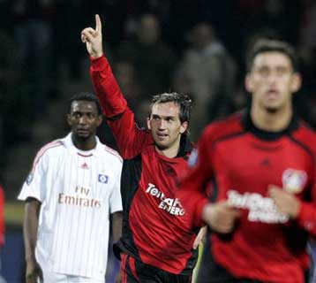 Με 1,5 πόδι στην οκτάδα η Μπάγερν, σκόραρε ο Γκέκας, «διπλό» της PSV