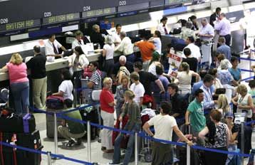 Παρέμβαση της ΕΕ προς τα κράτη – μέλη που διαπραγματεύονται με τις ΗΠΑ για τη βίζα