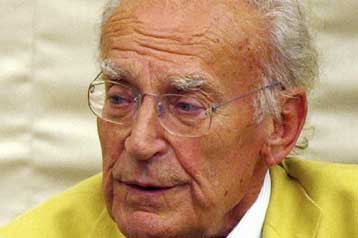 Καταδίκη με αναστολή για Ιταλό γερουσιαστή που χρησιμοποίησε ασθενοφόρο για… ταξί