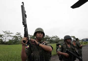 Συλλήψεις ανταρτών των FARC στο έδαφός του ανακοίνωσε ο Ισημερινός