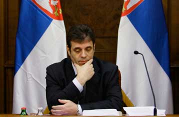 Παραιτήθηκε από την πρωθυπουργία της Σερβίας ο Βόισλαβ Κοστούνιτσα
