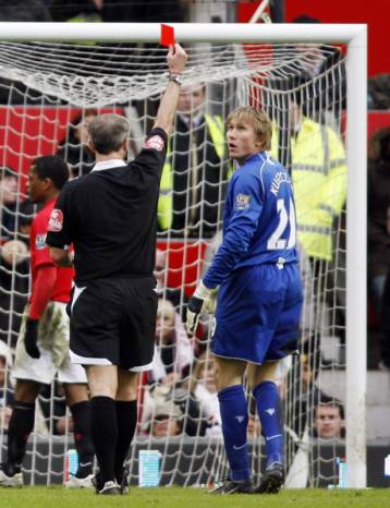 Μπάρνσλεϊ και Πόρτσμουθ απέκλεισαν Μάντσεστερ Γιουνάιντεντ και Τσέλσι