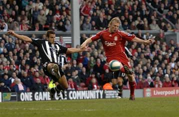 Στο… ρελαντί η Λίβερπουλ, βαθμολογικές ανάσες για Ρέντινγκ και Φούλαμ