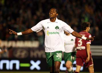 Με Μανούτσο και με Σαλπιγγίδη αμόλησε καλούμπα ο Παναθηναϊκός, 2-0 τους 10 της ΑΕΛ