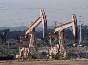 Σε νέα ύψη η τιμή του πετρελαίου – Ξεπέρασε τα 108 δολάρια