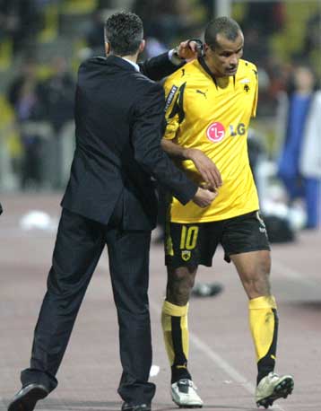 Λήξαν θεωρεί ο Κωστένογλου το θέμα με τον Ριβάλντο