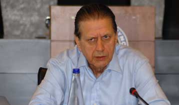 Επανεμφάνιση Πολύδωρα με βιβλίο-μήνυμα προς τους «ριψάσπιδες της Κεντροδεξιάς»