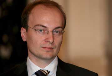 Ισχύει η εντολή Νίμιτς, λέει ο Μιλόσοσκι για το ρόλο των ΗΠΑ στο θέμα της ονομασίας