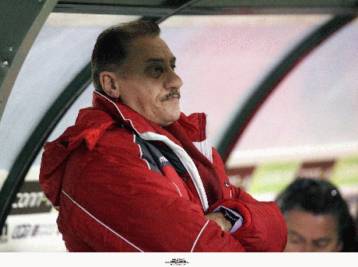 Τέλος και ο Ματζουράκης από τον πάγκο της Βέροιας