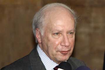 Προς νέο γύρο διαβουλεύσεων υπό τον Μ.Νίμιτς για την ονομασία της ΠΓΔΜ