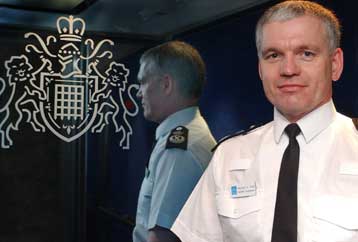 Νεκρός βρέθηκε ο αρχηγός της αστυνομίας του Μάντσεστερ