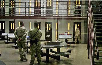 Τη δυνατότητα τηλεφωνικής επικοινωνίας αποκτούν οι κρατούμενοι στο Γκουαντάναμο