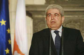 Για την 21η Μαρτίου οριστικοποιήθηκε η πρώτη συνάντηση Χριστόφια – Ταλάτ