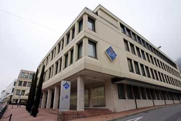 Τη σύλληψη του πληροφοριοδότη των «μαύρων λιστών» επιδιώκει το Λιχτενστάιν