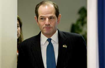 Παραιτήθηκε ο κυβερνήτης της Νέας Υόρκης Έλιοτ Σπίτσερ