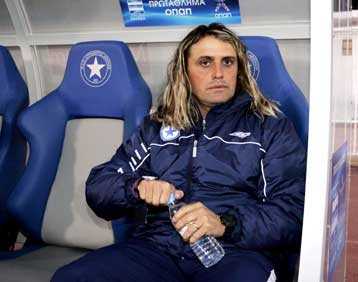 «Πονοκεφαλιάζει» ο Όγιος πριν την αναμέτρηση με τον Ολυμπιακό