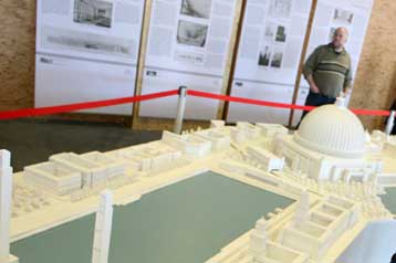 Έκθεση στο Βερολίνο με τα αρχιτεκτονικά σχέδια του Σπέερ για τη μητρόπολη του ναζισμού