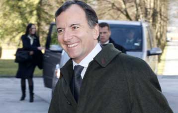 Κοινή προσπάθεια από ΗΠΑ και ΕΕ προς εκτόνωση της κρίσης στο θέμα της βίζας