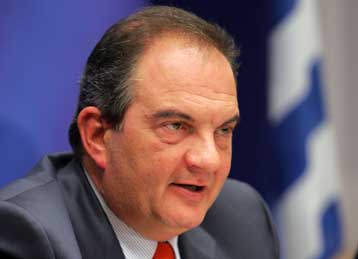 «Ευρωπαϊκό τρόπο συμπεριφοράς» απαιτεί η είσοδος σε ΕΕ-ΝΑΤΟ, τόνισε ο πρωθυπουργός