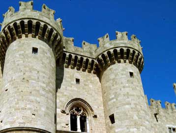 Τμήμα των τειχών του Παλατιού του Μεγάλου Μαγίστρου στη Ρόδο κατέρρευσε