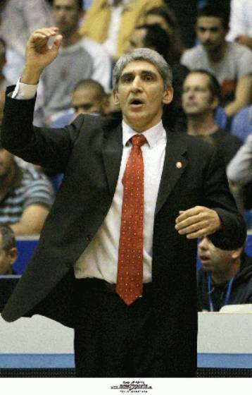 Σύνθημα νίκης επί της Ρεάλ δίνει ο «ήρωας» Μπλάκνεϊ, συγχαρητήρια από Γιαννάκη