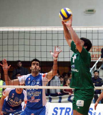 Δύσκολες αποστολές για Παναθηναϊκό, Ηρακλή και Ολυμπιακό