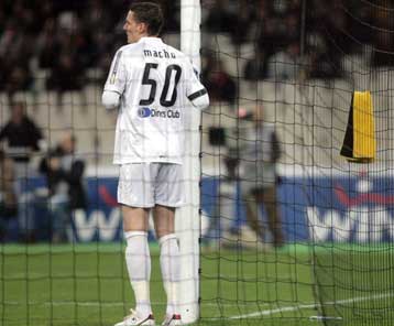 Ολα είναι πιθανά για τον Μάχο, που ελπίζει σε πρωτιά της ΑΕΚ