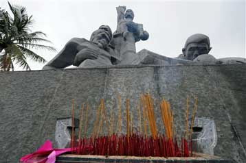 Σαράντα χρόνια συμπληρώνονται από τη σφαγή του Μάι Λάι