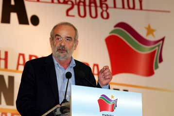 «Να μην γίνουμε θύματα της επιτυχίας μας» προειδοποίησε ο Αλ.Αλαβάνος