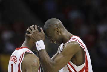 «Έσπασαν» τα κοντέρ οι Ρόκετς με την 21η συνεχόμενη νίκη τους