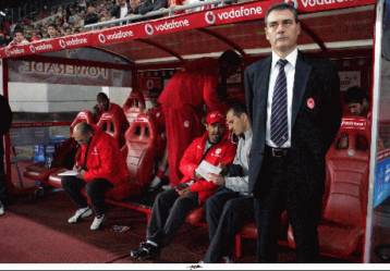 Με σφυρίγματα και μέτρια απόδοση, ο Ολυμπιακός νίκησε 2-0 τον Ατρόμητο