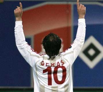 Ο Φάνης νίκησε τον Αγγελο, η Βέρντερ αυτοκτόνησε ξανά