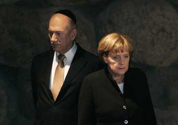 Επιμένει στον εποικισμό το Ισραήλ, ενώ ξαναρχίζουν οι συνομιλίες με τους Παλαιστινίους