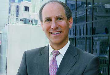 Το ΜoΜΑ είναι μια ιδέα σύμφωνα με τον διευθυντή του Γκλεν Λάουρι