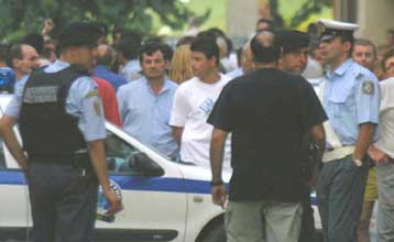 Επίθεση δέχθηκε αστυνομικός στην περιοχή της Ομόνοιας