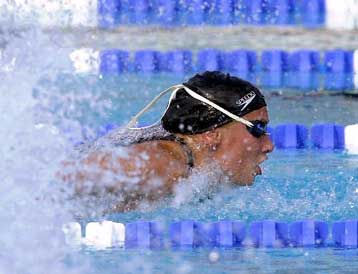 Ρεκόρ στα 50μ. πεταλούδα η Καβαρνού, πρώτος στα προκριματικά των 100μ. ύπτιο ο Γρηγοριάδης