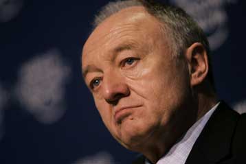 Τρίτη θητεία διεκδικεί ο δήμαρχος του Λονδίνου Κεν Λίβινγκστον