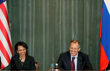 Συμφωνούν ότι διαφωνούν Ρωσία- ΗΠΑ στο θέμα της αντιπυραυλικής ασπίδας