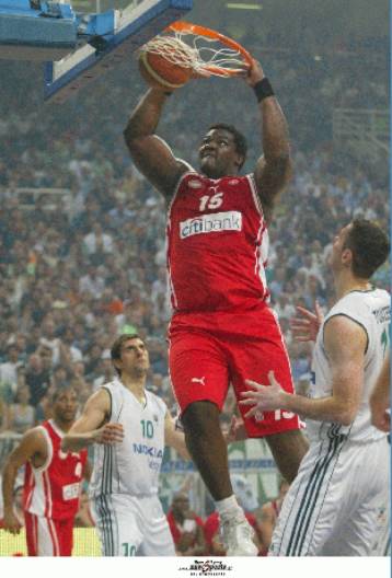 Χαμόγελα σκόρπισε η επιστροφή του σαφώς αδυνατισμένου Σχορτσιανίτη στην Ελλάδα